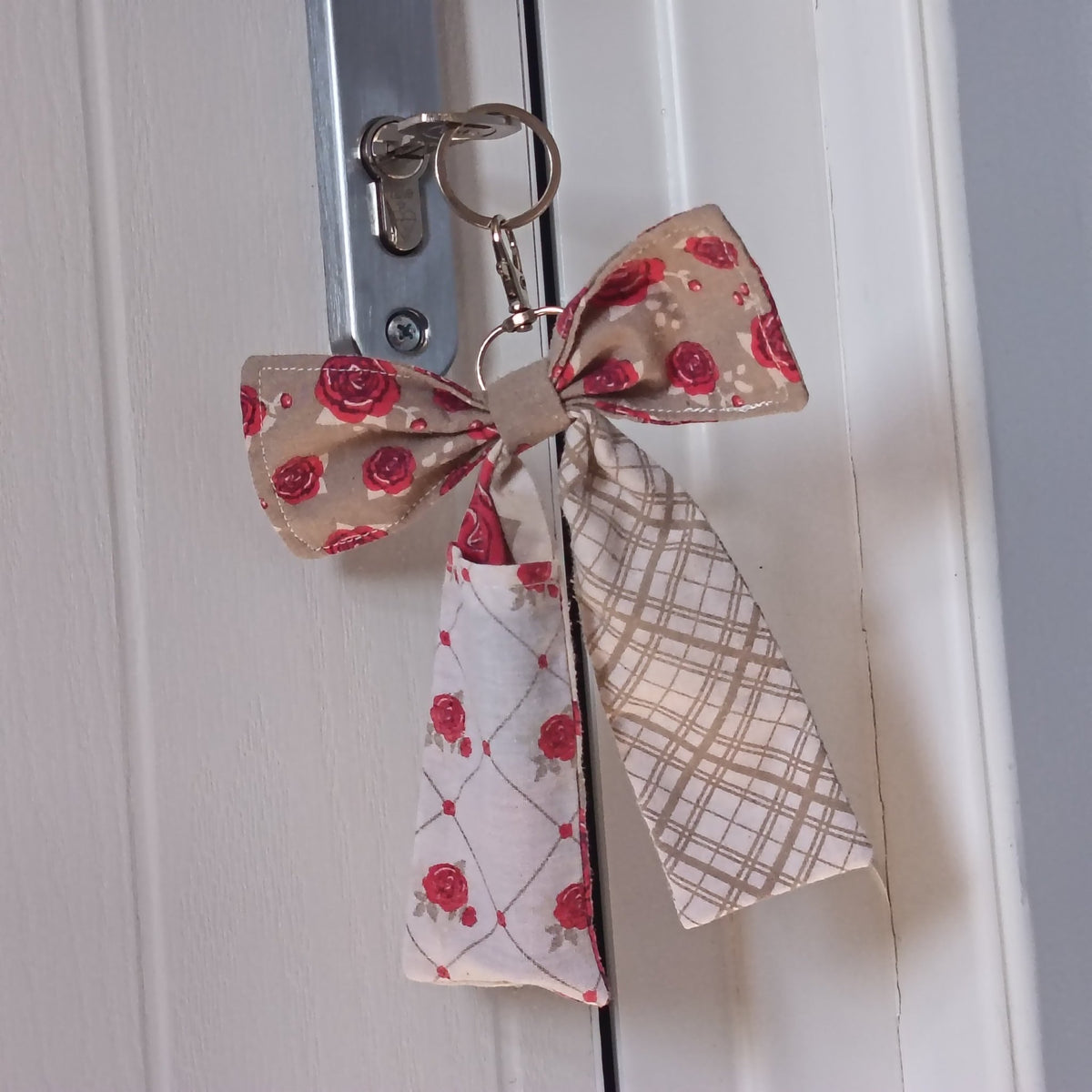 Handmade Bow Keychain - Rose Print - Arlene Stitch