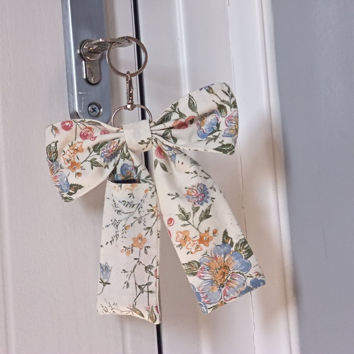 Handmade Bow Keychain - Multi Floral Print A - Arlene Stitch